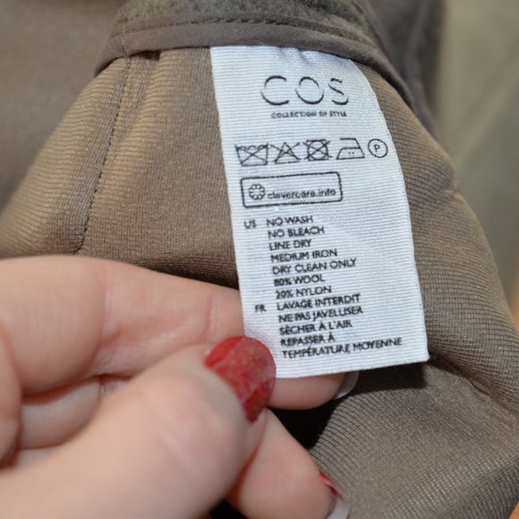 COS Taupe Wool Mini Skirt with Pleated Pockets Sz 6 - Picture 8 of 8